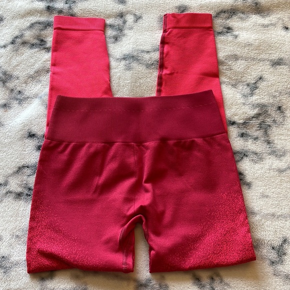 GYMSHARK ADAPT OMBRE SEAMLESS LEGGINGS - Picture 3 of 3